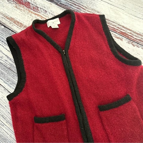 Vintage Christopher & Banks 100% Wool Red/Black Zip Up Vest​​ - Picture 1 of 6